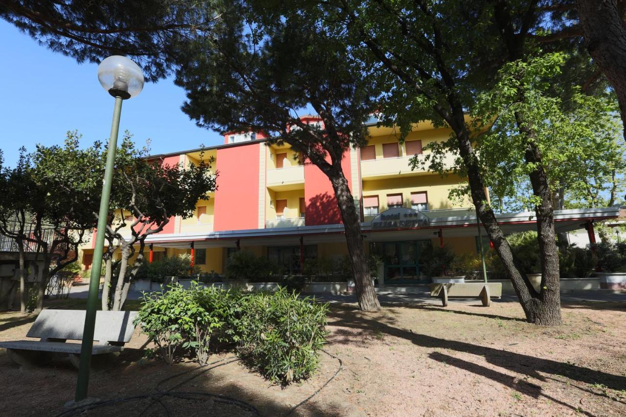 Elisabetta Hotel チェゼナーティコ エクステリア 写真