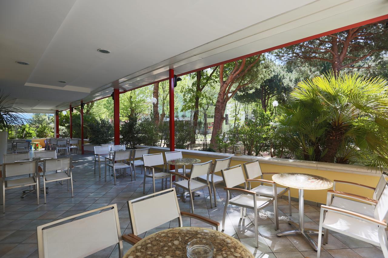 Elisabetta Hotel チェゼナーティコ エクステリア 写真